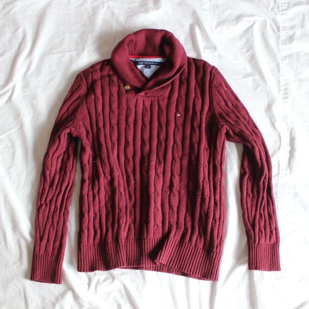 Tommy Hilfiger Maroon Sweater
